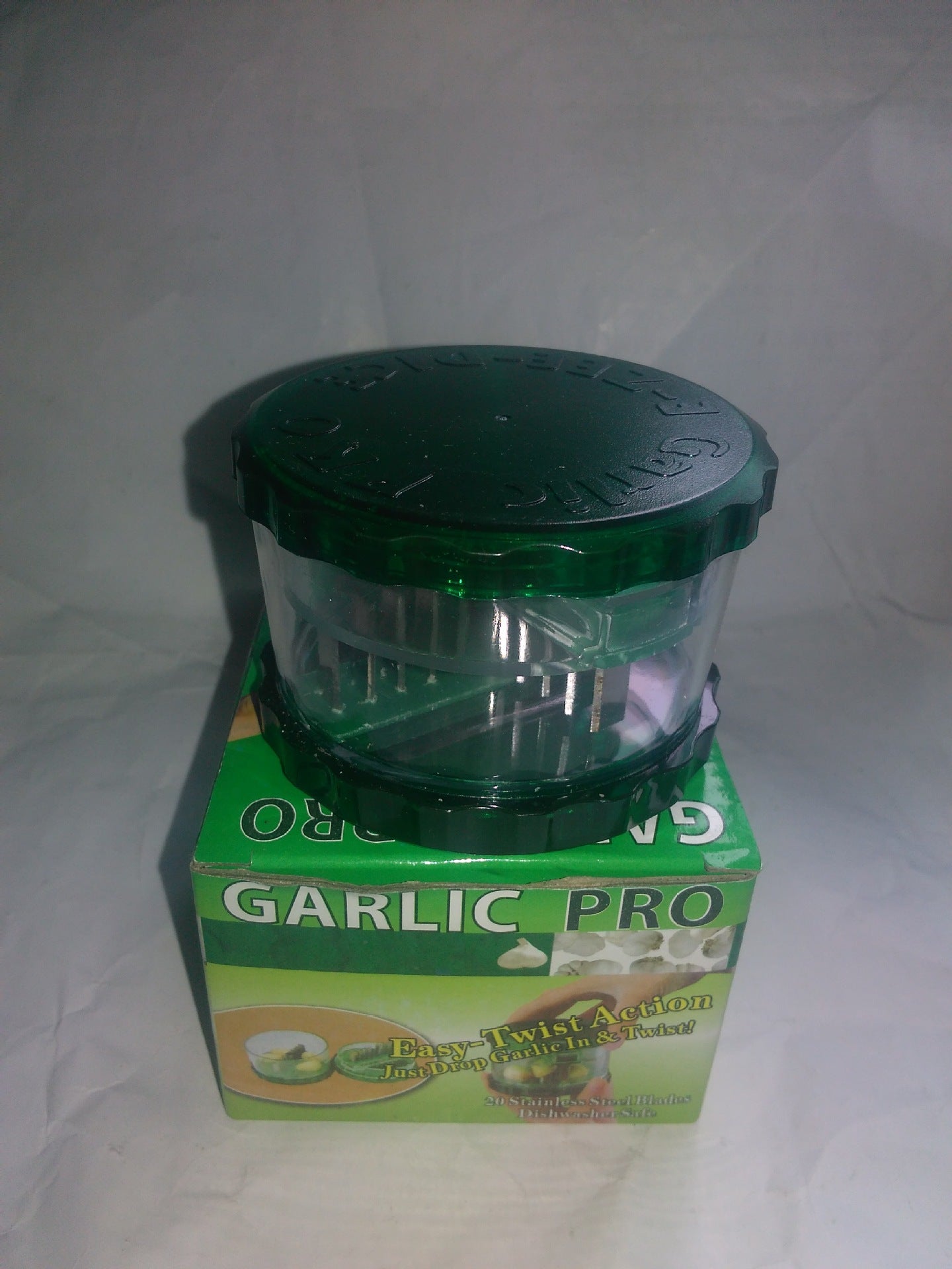 Garlic Peeler Kitchen Gadget for Easy Peeling