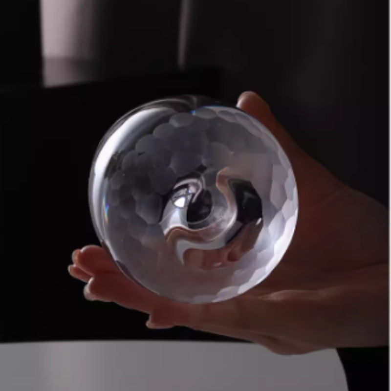 Chuyun Hand-Carved Crystal Wine and Whiskey Glass